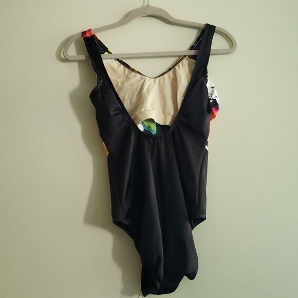 VINTAGE Made in Canada One Piece Bathing Suit - Picture 4 of 6